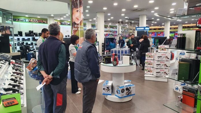 Electronet Β.Κ. Καζάνα! Black Friday με όλα ετοιμοπαράδοτα