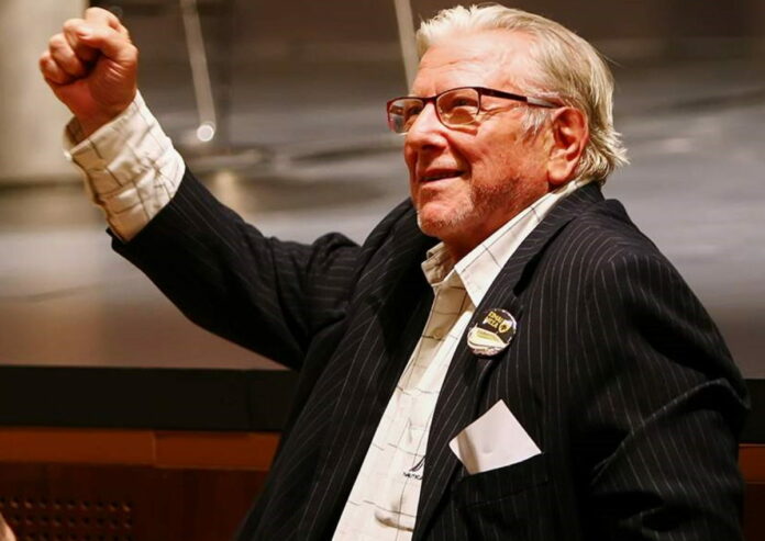 Κώστας Βουτσάς