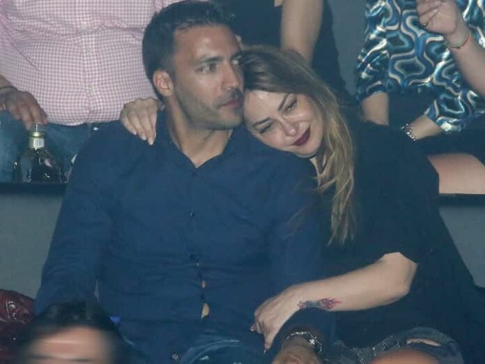 Μελίνα Ασλανίδου - Βασίλης Μουντάκης