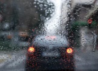 Ο καιρός στη Λάρισα: Ομπρέλα, καφές και υπομονή – Ο Νοέμβρης ήρθε για να μείνει