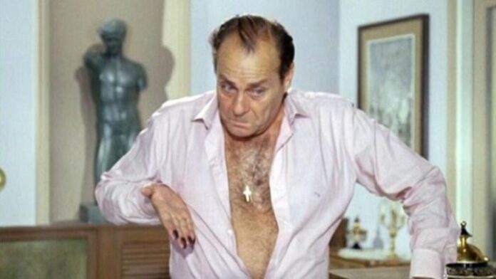 Λάμπρος Κωνσταντάρας