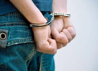 Επεισοδιακή σύλληψη στη Λάρισα: Οδηγούσε κλεμμένη μηχανή και αρνήθηκε έλεγχο