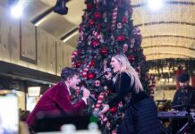 Λάμψη, μουσική και χαμόγελα: Το Χριστουγεννιάτικο Δέντρο του Fashion City Outlet άναψε και γέμισε τη Λάρισα γιορτινή μαγεία!