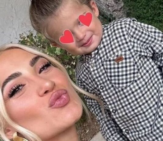 Ιωάννα Τούνη: «Κόλαφος» κατά του Δημήτρη Αλεξάνδρου – «Το παιδί μας μεγαλώνει με μια Μπαλινέζα – Θα μείνει Θεσσαλονίκη όταν γίνει 4 ετών»