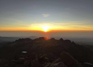 Ανάβαση στο Mountain Kenya από Λαρισαία ορειβάτισσα