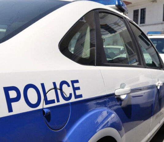 Ανήλικος στη Λάρισα άδειασε ταμειακή μηχανή σε φούρνο Ανήλικος στη Λάρισα άδειασε ταμειακή σε φούρνο