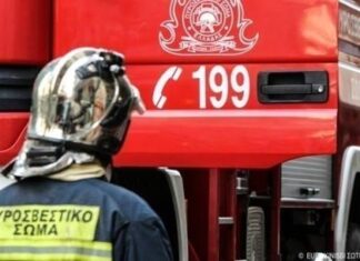Φωτιά σε αυτοκίνητο στον Αλμυρό Φωτιά σε αυτοκίνητο στον Αλμυρό