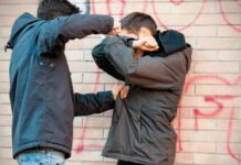 Μαχαιριές σε γιο γνωστού Λαρισαίου Μαχαιριές σε γιο γνωστού Λαρισαίου