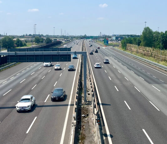 82χρονη οδηγούσε στο αντίθετο ρεύμα 82χρονη οδηγούσε στο αντίθετο ρεύμα