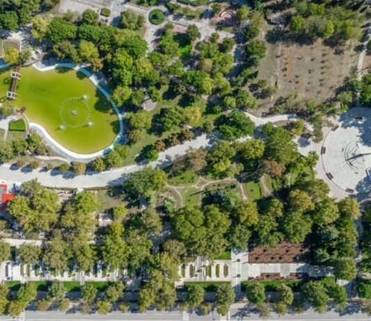 Στην Λάρισα 3.000 νέα δέντρα και πράσινο Στην Λάρισα 3.000 νέα δέντρα και πράσινο