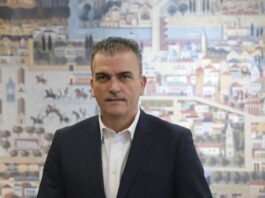Θ. Μαμάκος: «Η Παναγία δίπλα σε όλους»