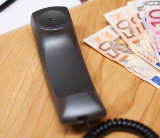 Εξαπάτησαν Λαρισαίο για 18.000 ευρώ